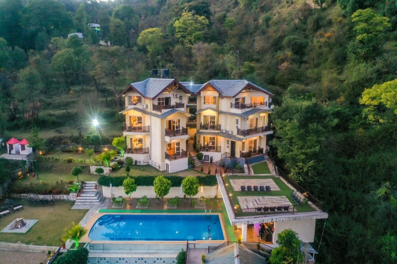 Regenta Resort Exotica Dharamshala On Hilltop ภายนอก รูปภาพ