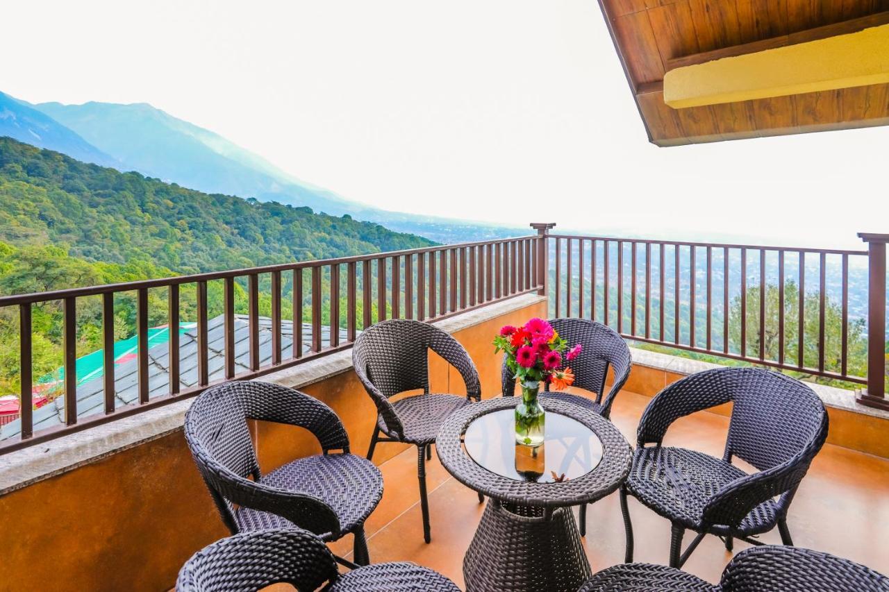 Regenta Resort Exotica Dharamshala On Hilltop ภายนอก รูปภาพ